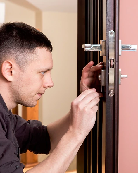 : Professional Locksmith For Commercial And Residential Locksmith Services in San Fernando, CA
