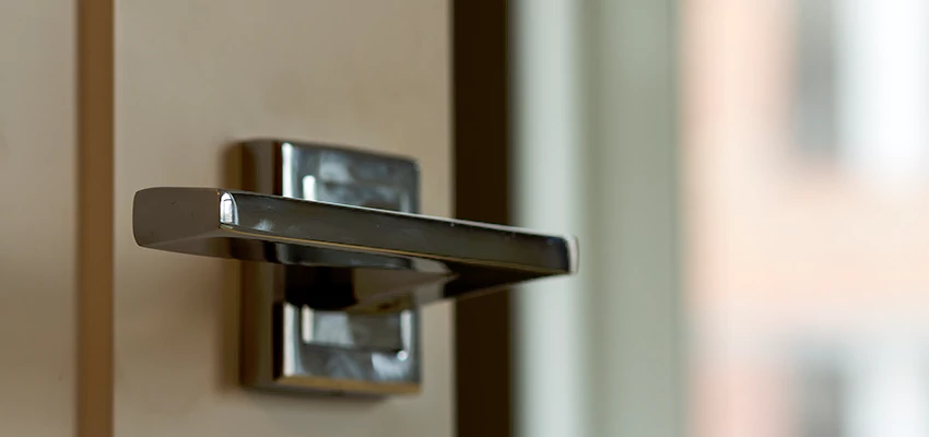 Door Lever Knob Repair in San Fernando, California